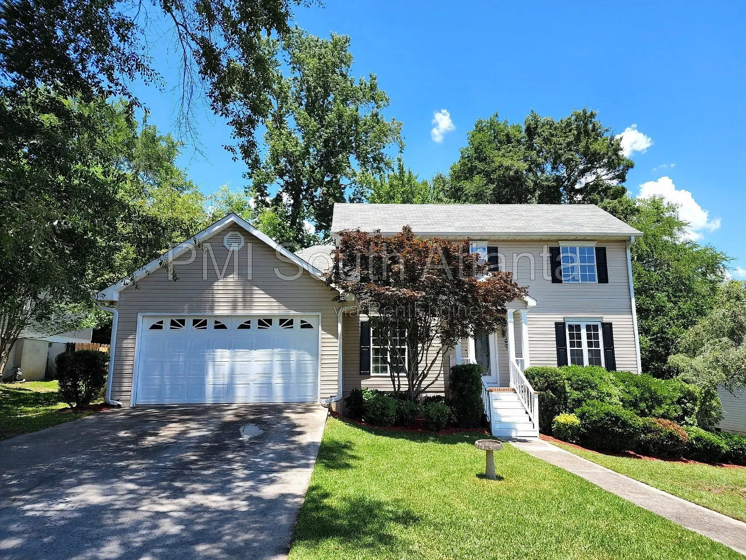 4 bed, 2.5 bath, 2005 sqft, $2,100 — Photo 1