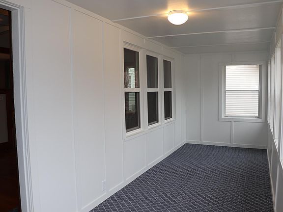 4th image of 307 S Prairie Ave