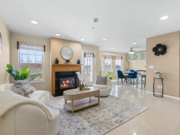 5 Maritime Way image 1 of 36