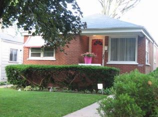 1743 Leland Ave, Evanston, IL 60201