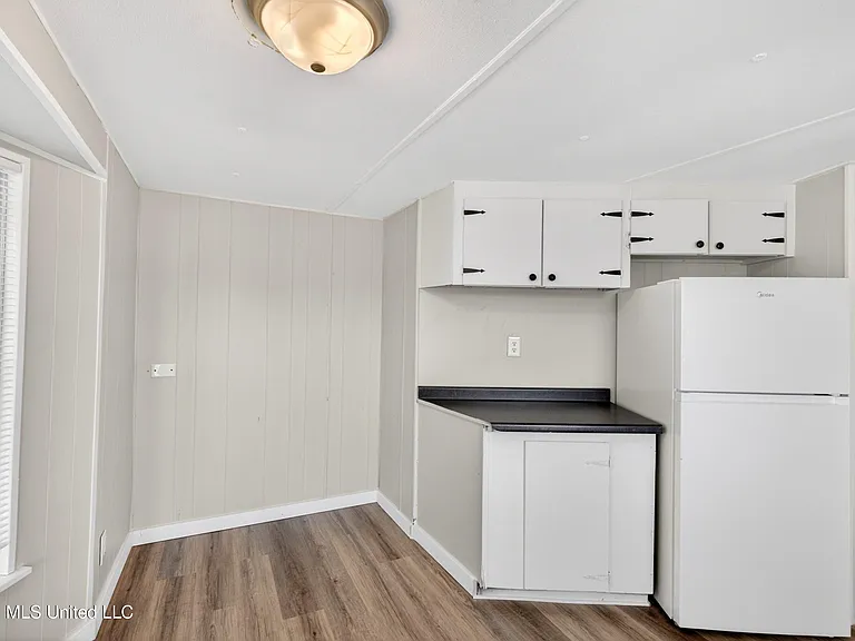 11213 Dobson Rd #5 — Photo 8