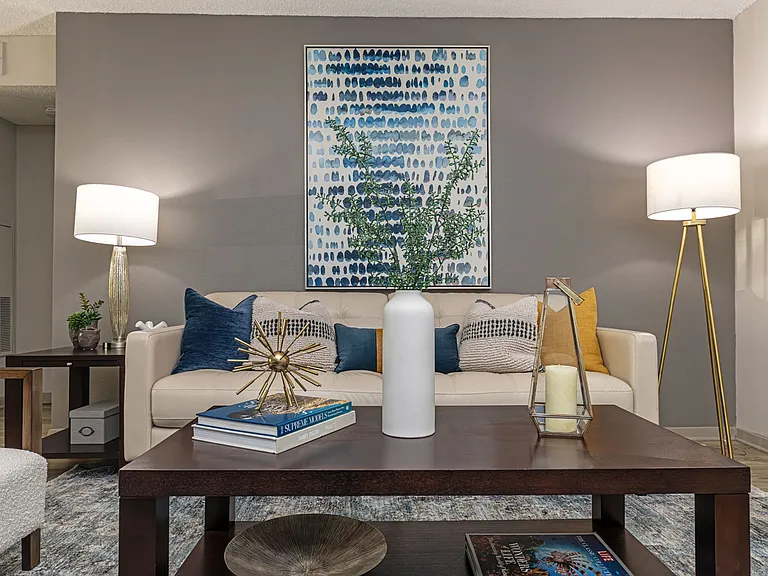 Spacious living room