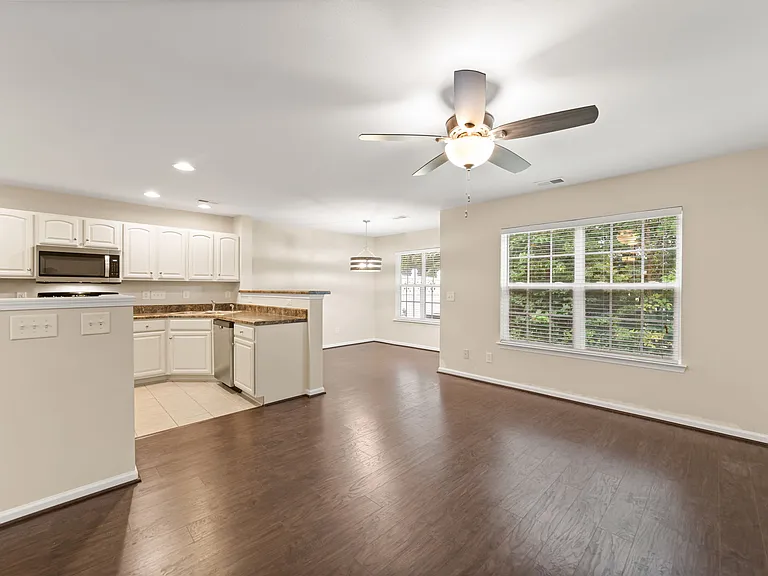 235 Blue Robin Way — Photo 24