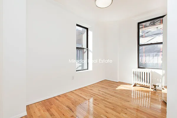 Rented by Mirador Real Estate | media 8