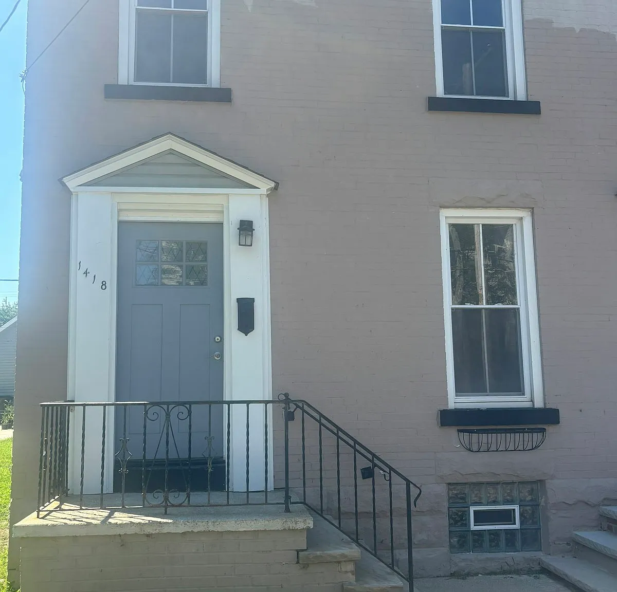 1418 Winchester Avenue — Photo 2