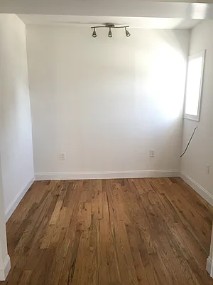 Rented by AJ Clarke | media 32