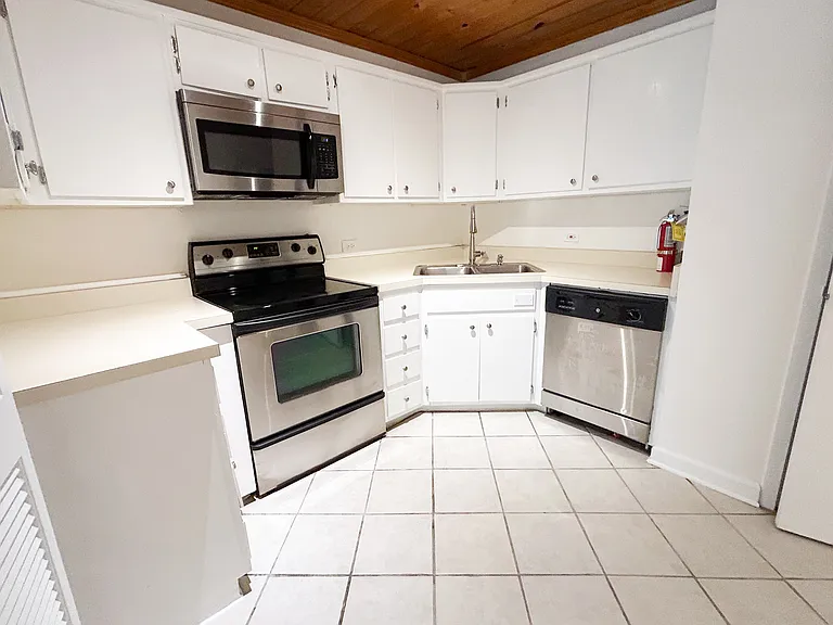 3415 W End Ave #212 — Photo 6