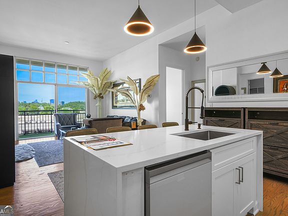 3rd image of 711 Cosmopolitan Dr NE Unit 815