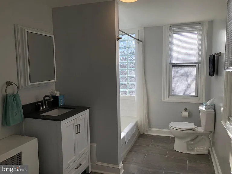 2313 Gaul St — Photo 20