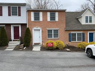 61 Queen Ave, Enola, PA 17025