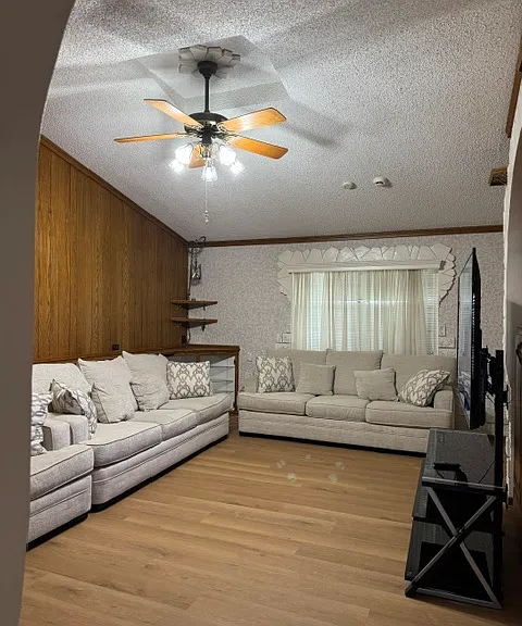 2309 Richwood Dr — Photo 16