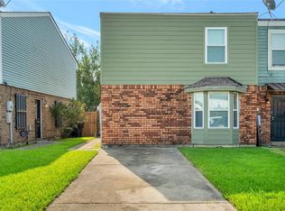 5125 Lakeview Ct, New Orleans, LA 70126