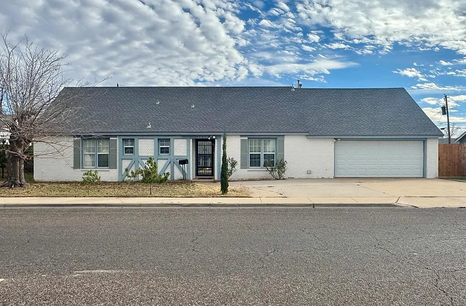 3420 Fairlane Ave