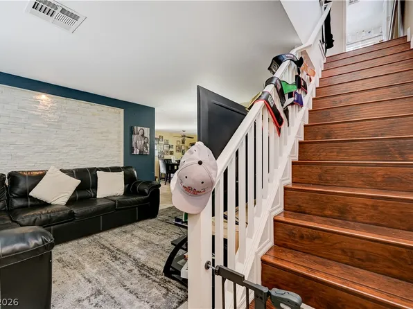 8325 Haven Cove Ave, Las Vegas, NV 89113