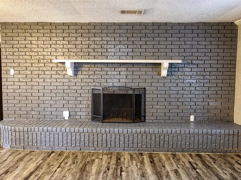 701 Harrison Ln — Photo 23