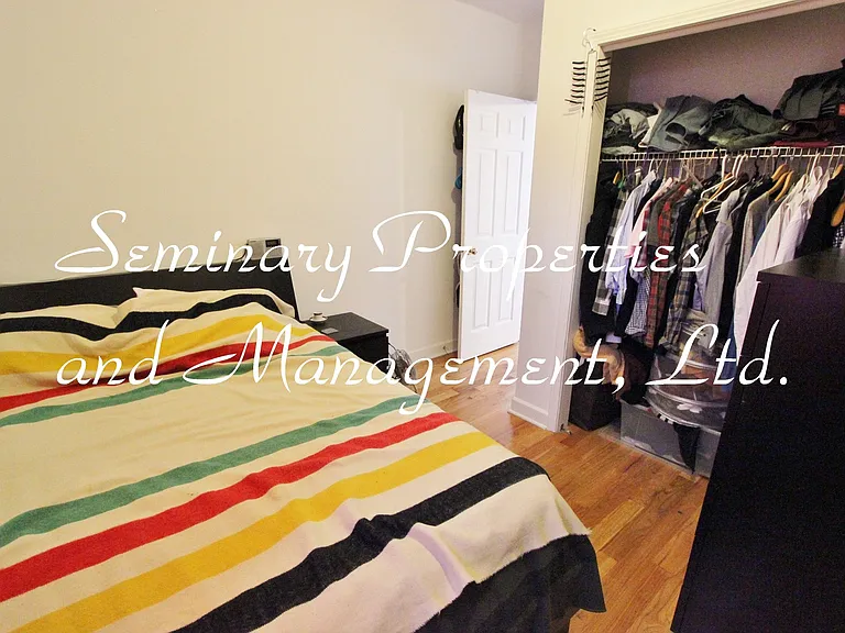 Great apartments in the heart of Uptown, one block from the red line — Photo 13