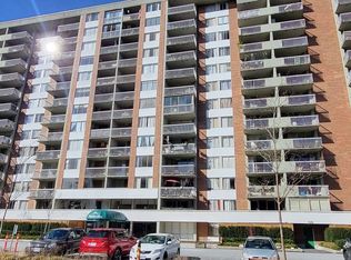 2012 Fullerton Ave #705, North Vancouver, BC