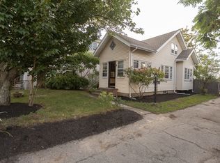 29 Oval Rd, Quincy, MA 02170