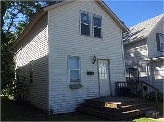 3rd image of 332 Grove St