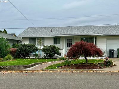1232 Astor Way, Woodburn, OR, 97071