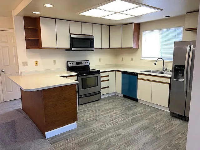 7677 Wells Ave — Photo 14