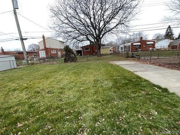 2nd image of 30569 Spybrook St