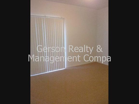 4th image of 510 W University Dr Unit 212