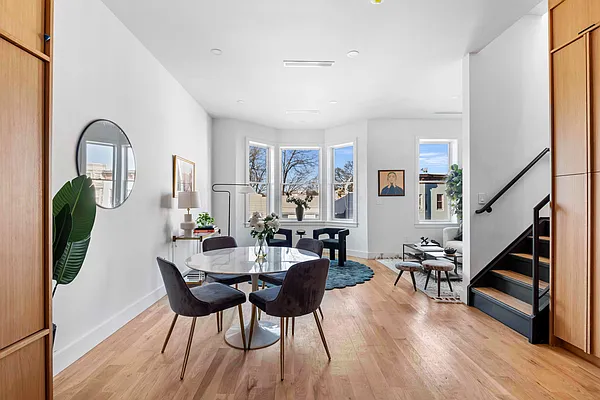 Sold by Douglas Elliman | media 15
