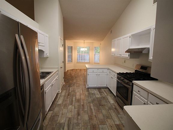 5th image of 9133 Moroso Dr
