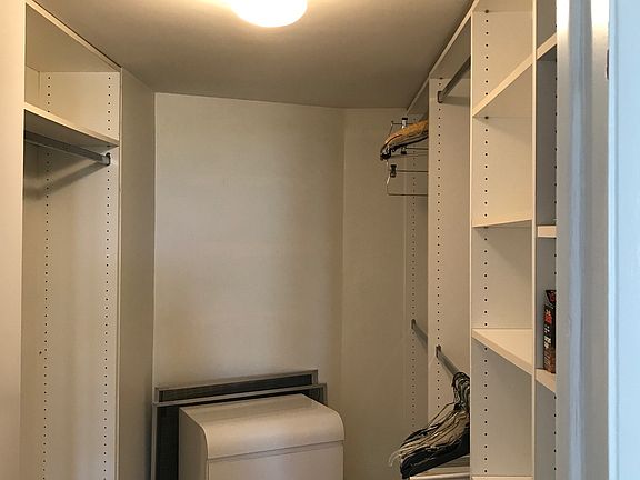 5th image of 1801 S Flagler Dr APT 209