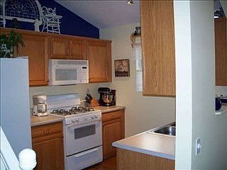 2nd image of 16706 Grant St