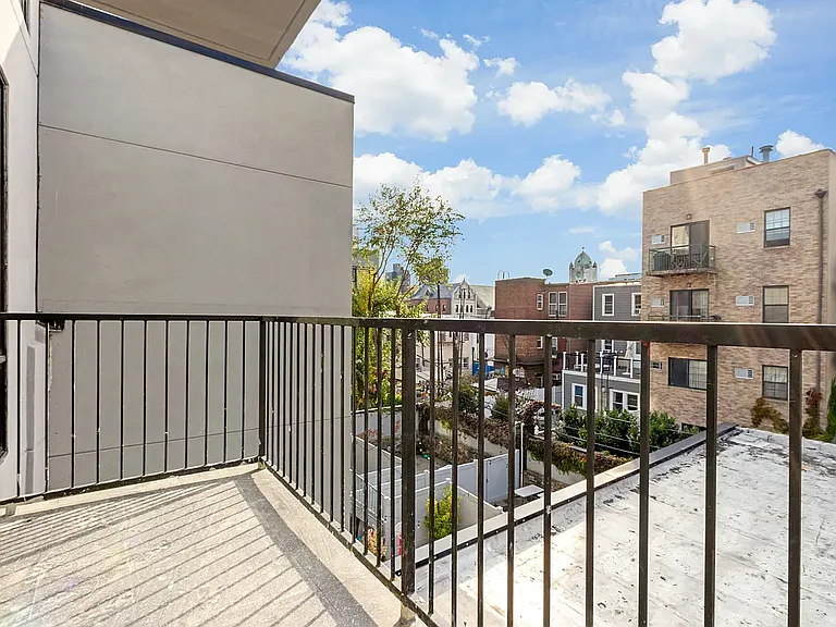131 Kingsland Ave #3F — Photo 4
