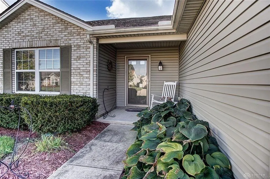 Building Photo - 32 N Glen Oak Dr