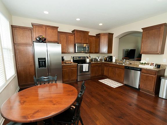 2nd image of 13969 Wimbleton Way