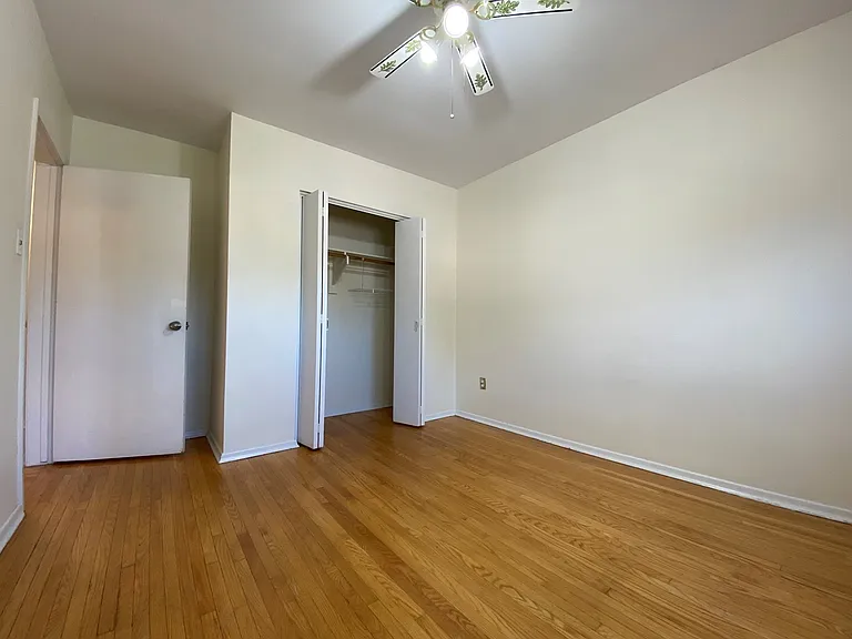 75 Harold Ave #10 — Photo 10