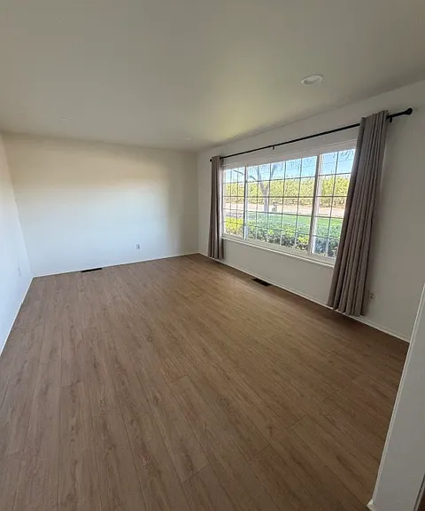 6660 Kiernan Ave — Photo 5