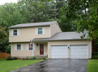 10 Thunder Run, Gansevoort, NY 12831