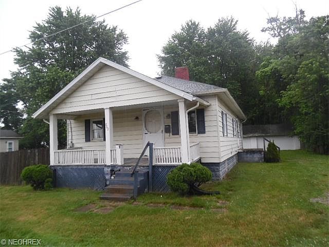 1st image of 862 Cabot Dr