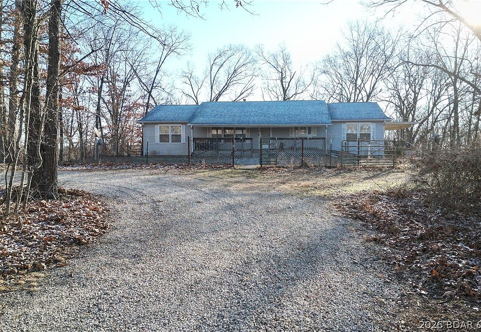 1st image of 29685 Ivy Bend Rd