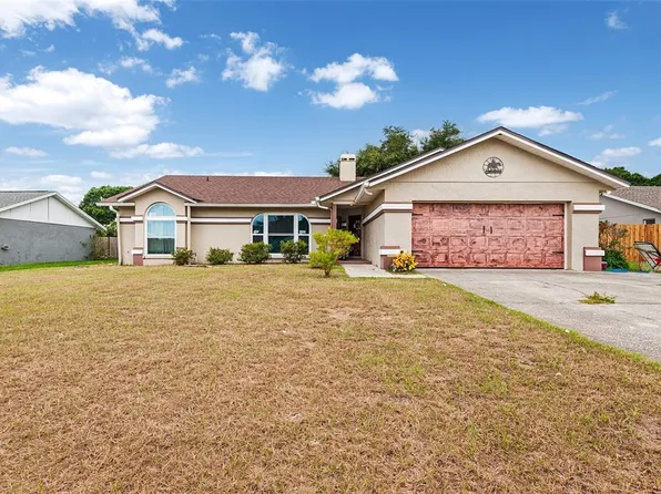 745 Lamp Post Ln, Lakeland, FL 33809