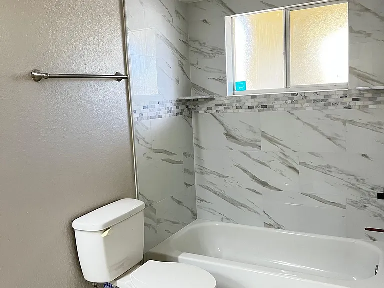 8271 Key Royal Cir — Photo 7