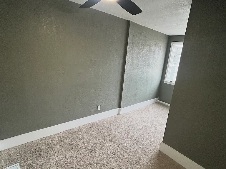 1822 Glendale Ave #1 — Photo 6