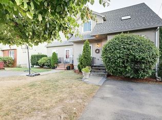 20 Burnett Rd, Revere, MA 02151