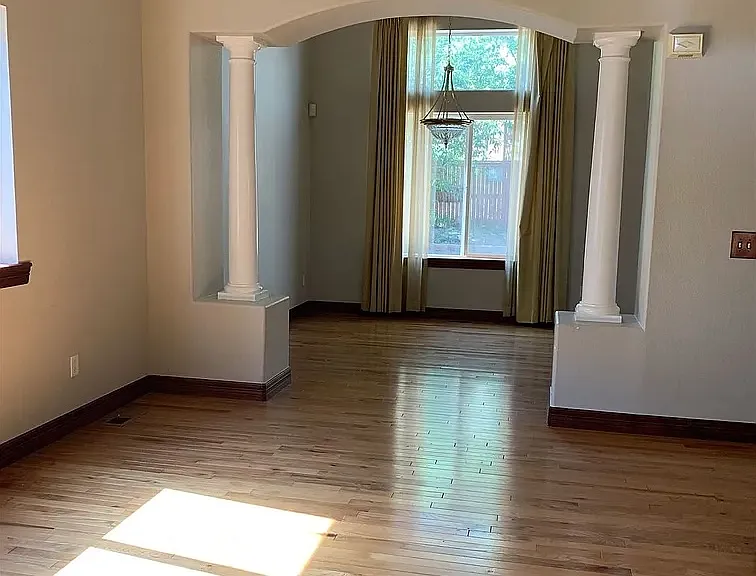 2226 Ashwood Pl — Photo 6