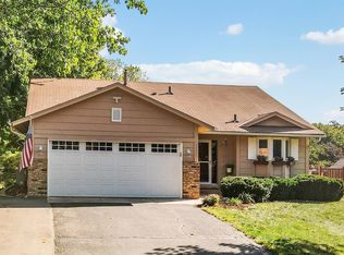 16520 Harwell Ave, Lakeville, MN 55044