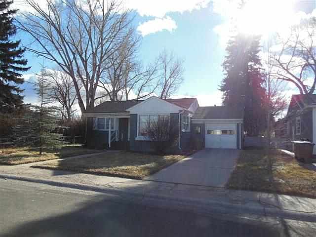 1st image of 1524 E Sheridan St