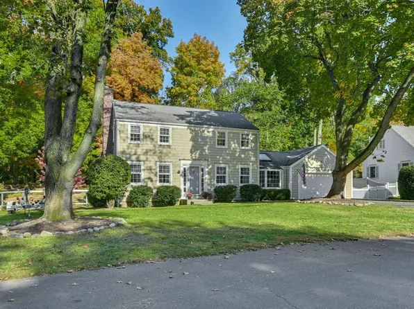 49 Echo Drive North, Darien, CT 06820