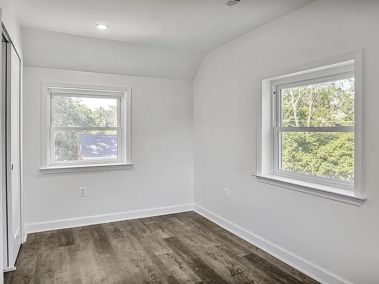 4515 Old Branch Ave — Photo 18