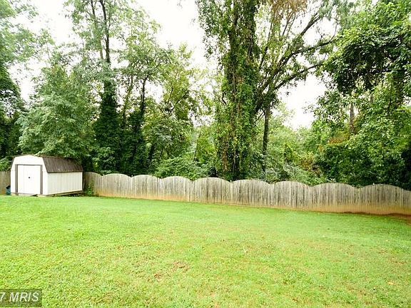 3rd image of 6230 Yellowstone Dr