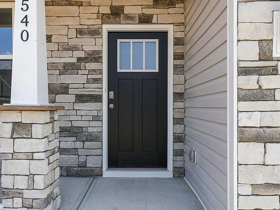 4th image of 540 Landseer Dr